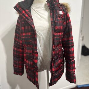 The North Face Women's Black and Red Plaid Puffer Jacket - Medium